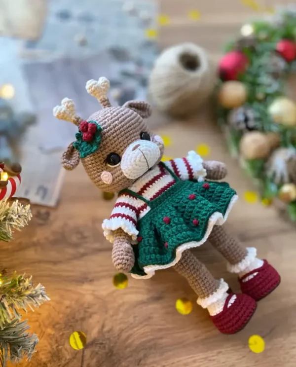 Crochet Christmas deer pattern - Image 3